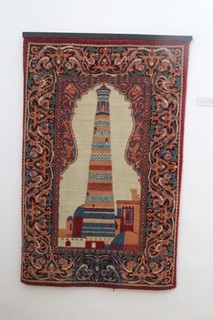 Tapiz mostrando el minarete de Islom Xo'ja, del siglo XX