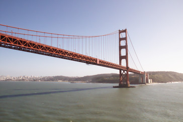 Pasamos por debajo el Golden Gate Bridge