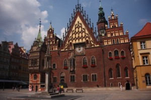 Ayuntamiento gótico en la Plaza del Mercado