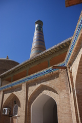 Minarete de la madraza Islom Xo'ja