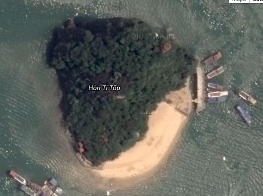 Isla de Ti top vista desde satélite, según Google Maps.
