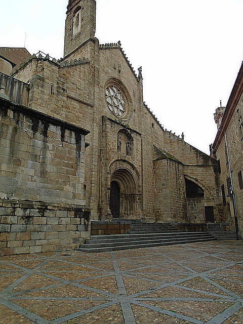 Entrada Catedral Vieja de Plasencia.